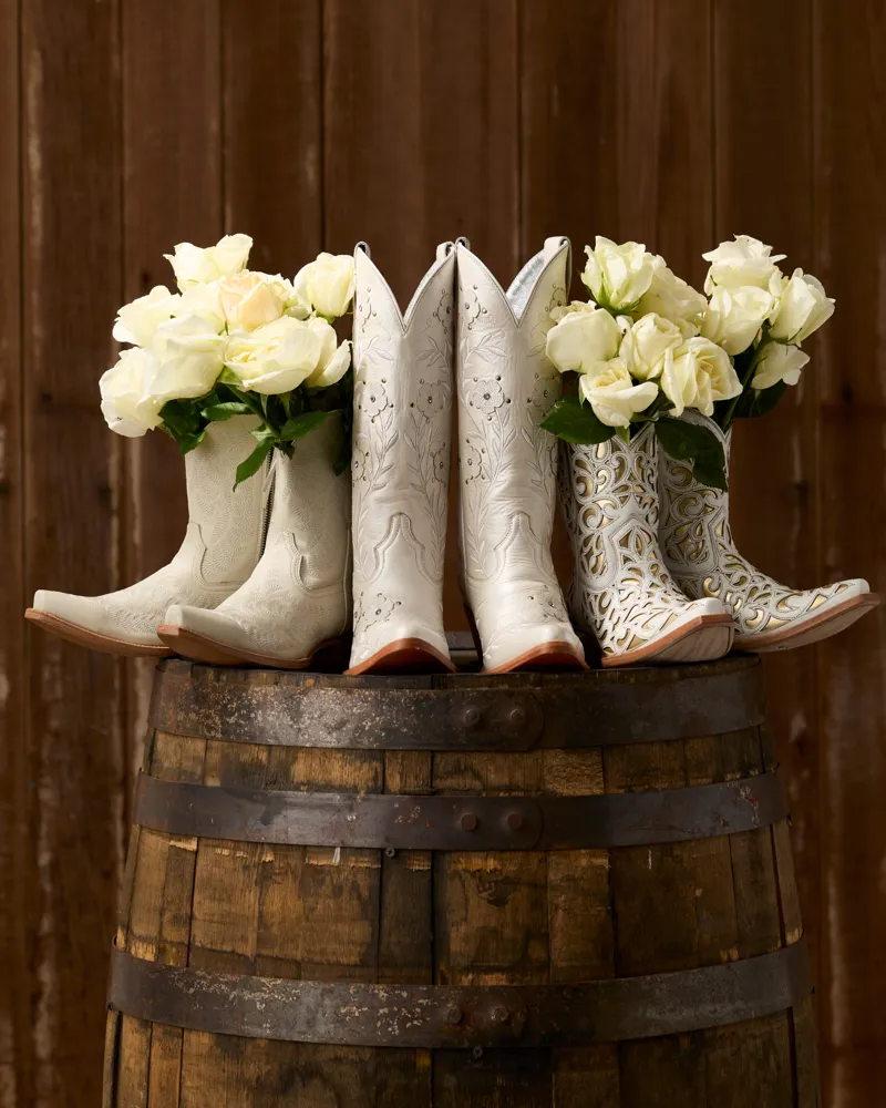 Ariat Womens Romance Western J Toe Boot in Pearly White-4