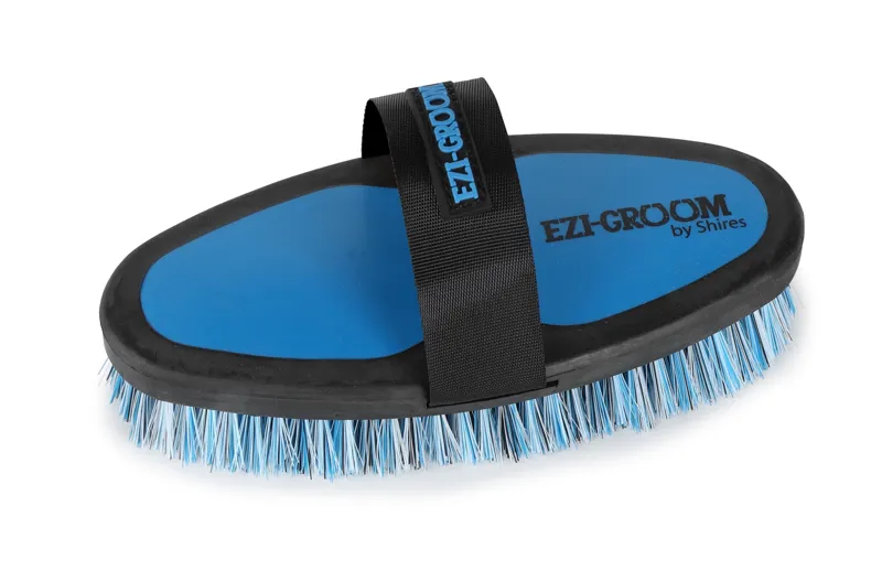 Ezi-Groom Grip Body Brush Bright Blue Large-2