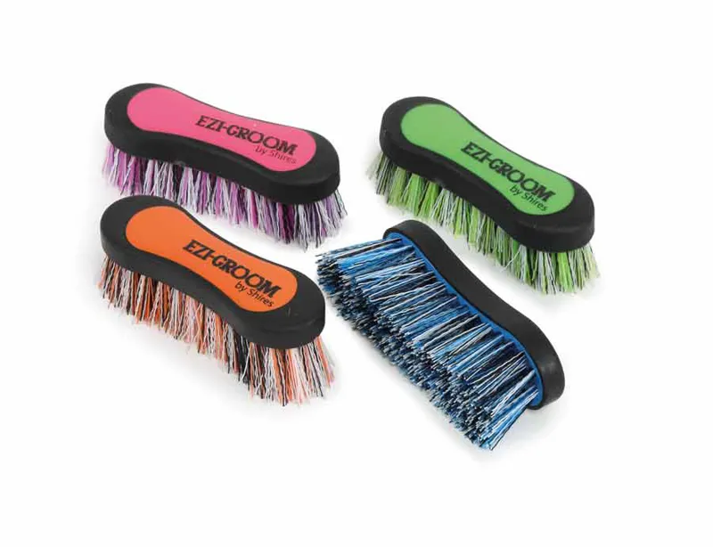 Ezi-Groom Grip Hoof Brush Bright Blue-2