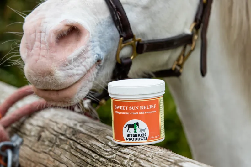 Biteback For Horses Sweet Sun Relief Cream 250g-1