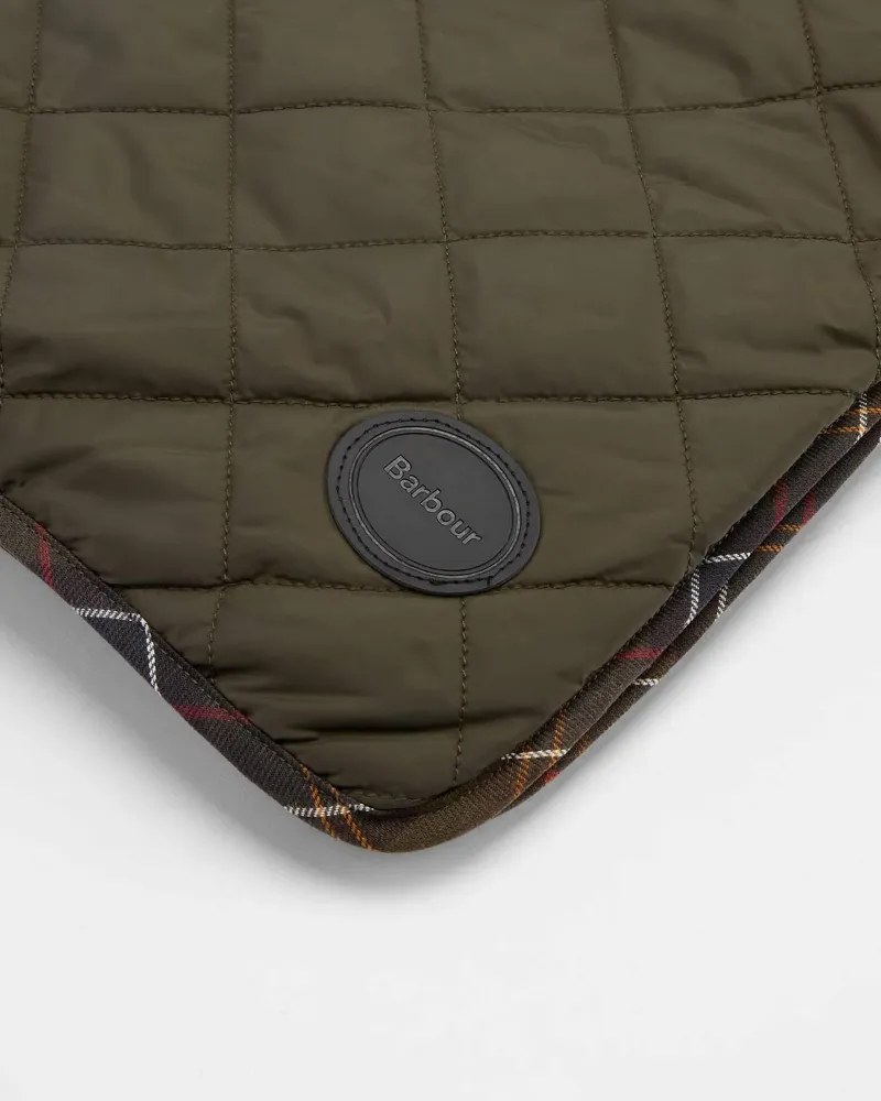 Barbour Dog Quilt and Fleece Blanket in Olive-1