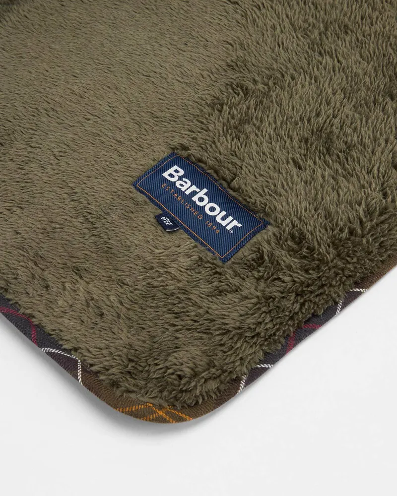 Barbour Dog Quilt and Fleece Blanket in Olive-3