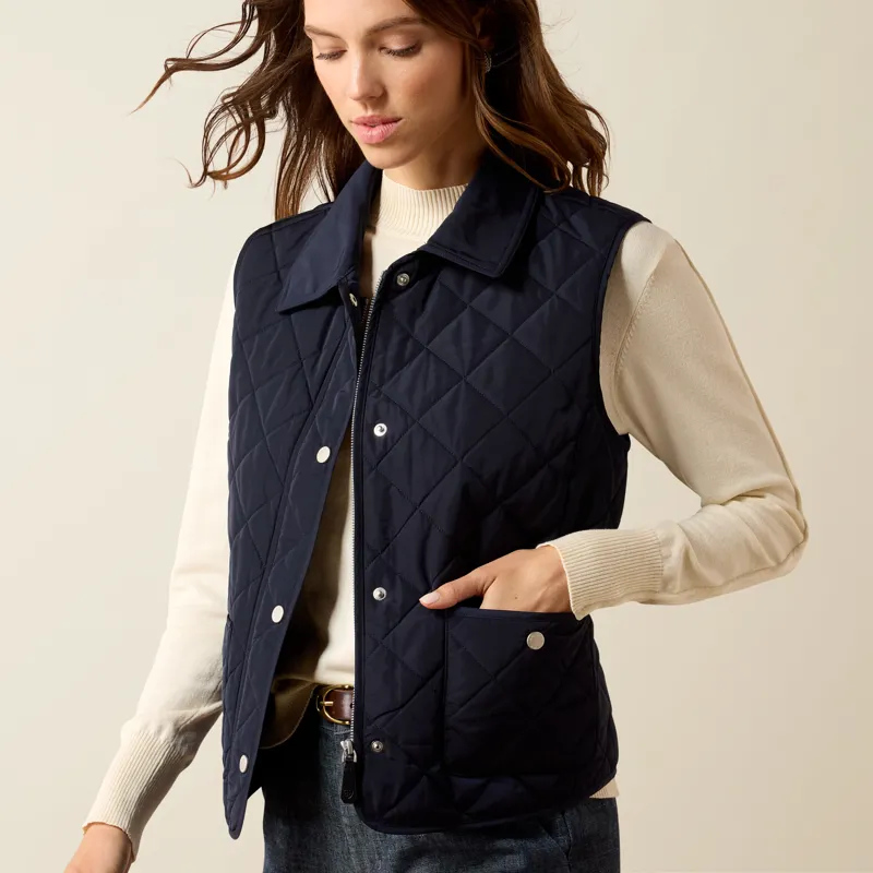 Ariat Womens Woodgate Quilted Gilet in Show Navy-2