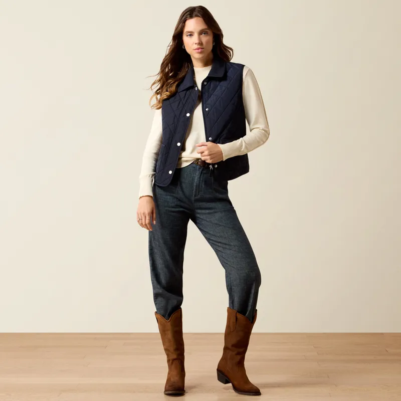 Ariat Womens Woodgate Quilted Gilet in Show Navy-4