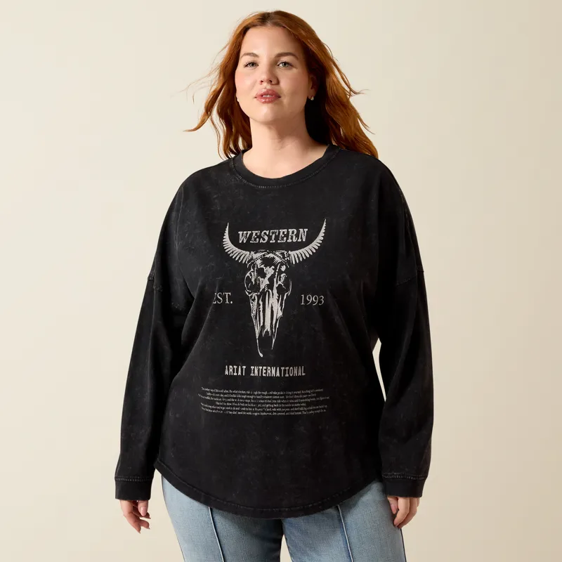 Ariat Women's Canvas Oversized Long Sleeve T-Shirt in Black Acid Wash-5