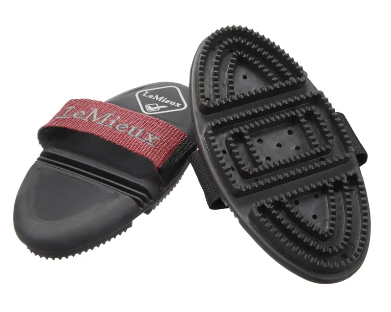 LeMieux Flexi Curry Comb in Black