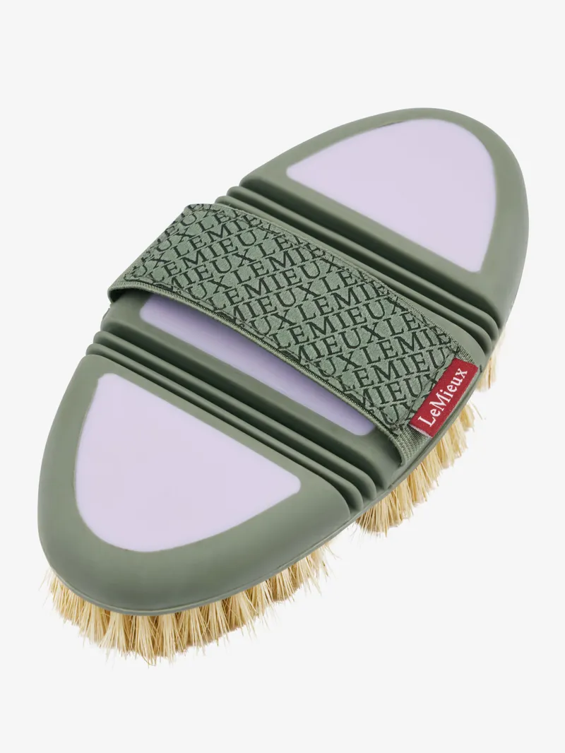 LeMieux Flexi Scrubbing Brush Lilac/Rosemary