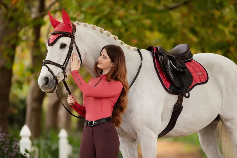 LeMieux Loire Classic GP Square Cranberry-3