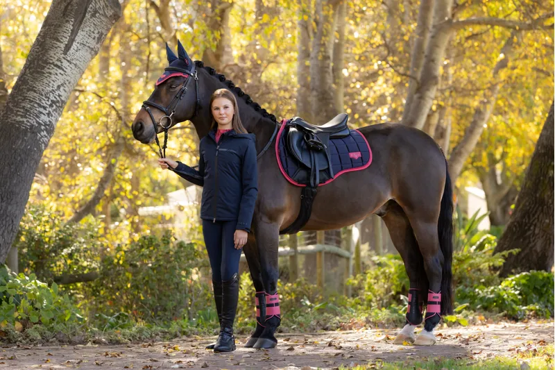 LeMieux Loire Classic GP Square Navy/Cranberry-4