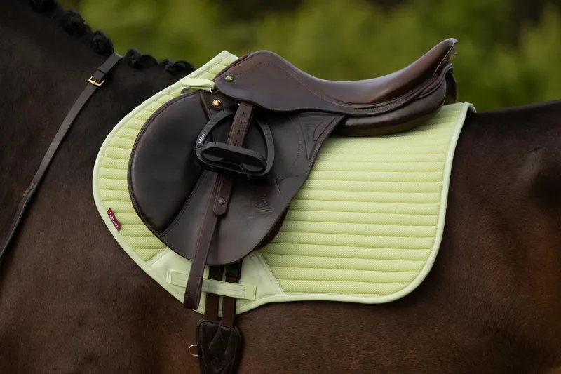 LeMieux Air-Tek Mesh Close Contact Square in Macaron-1