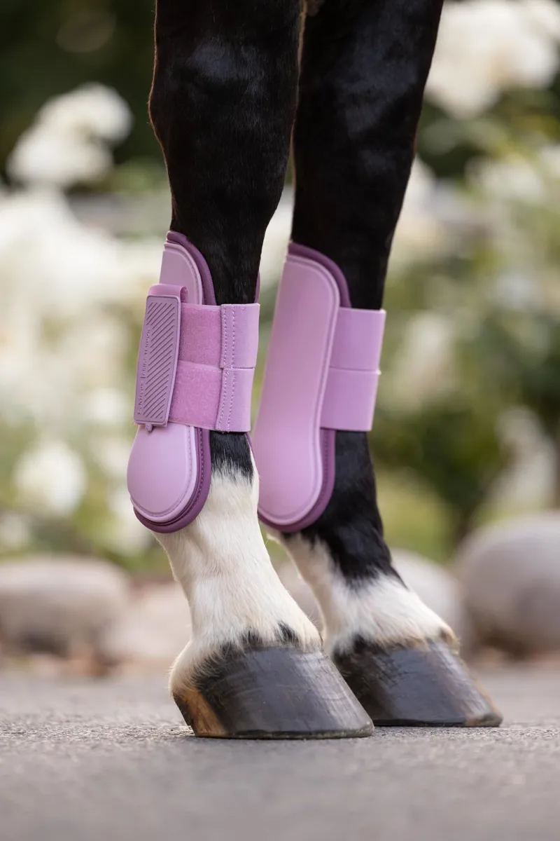  LeMieux Arika Tendon Boots in Fondant-2