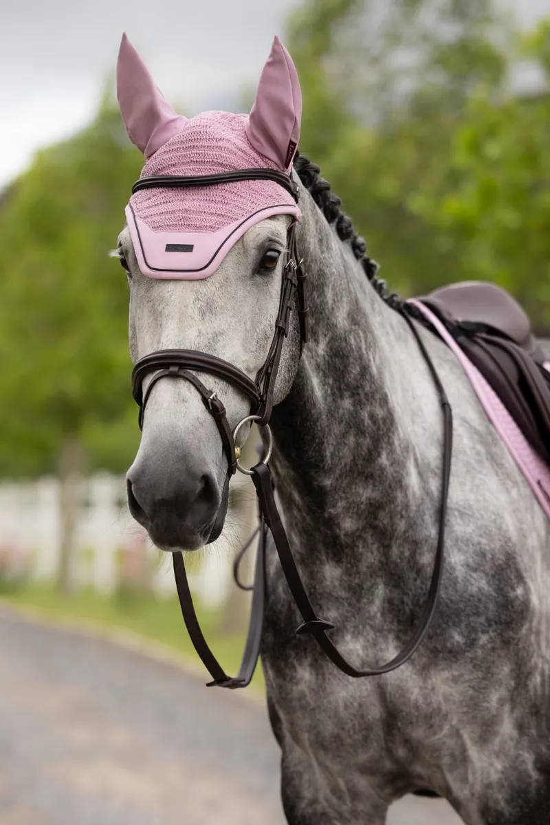 LeMieux Essence Acoustic Fly Hood in Fondant-2