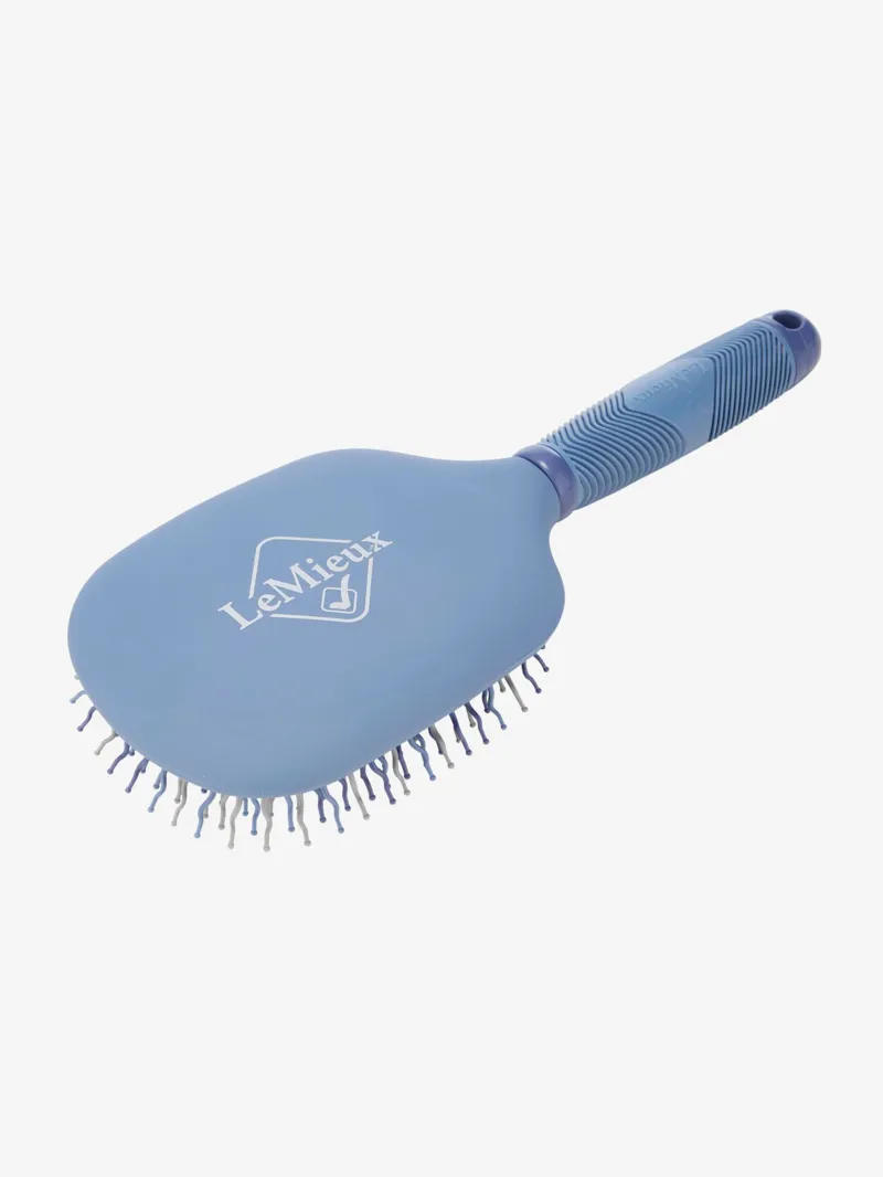 LeMieux Tangle Tidy in Powder Blue