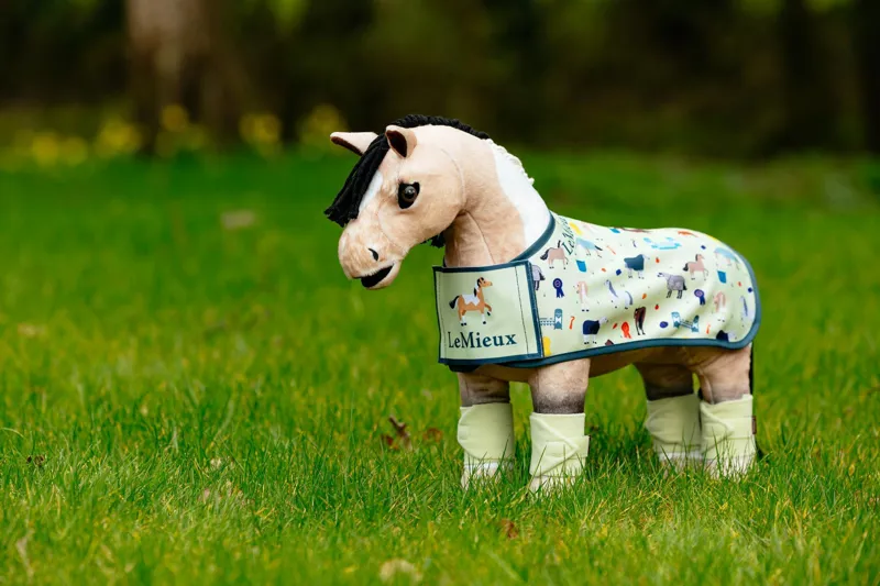 LeMieux Toy Pony Printed Rug in Macaron-1