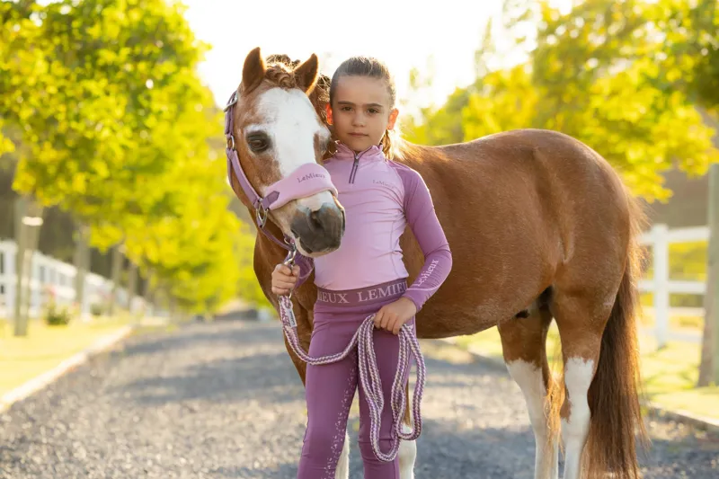 LeMieux Vogue Headcollar and Leadrope in Mallow-1