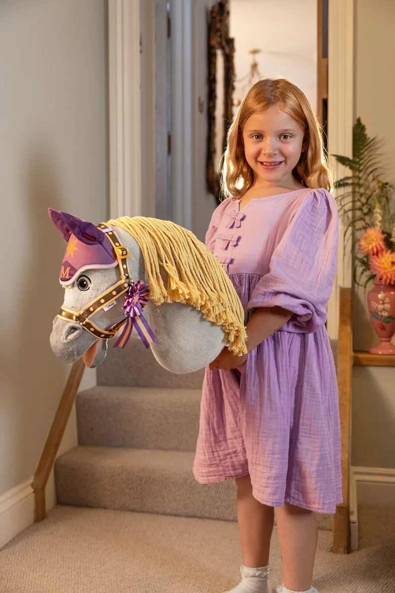 LeMieux Disney Hobby Horse Maximus-3