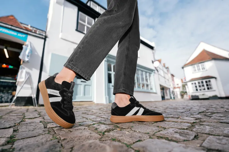 LeMieux Stockbridge Suede Lifestyle Trainers in Black-5