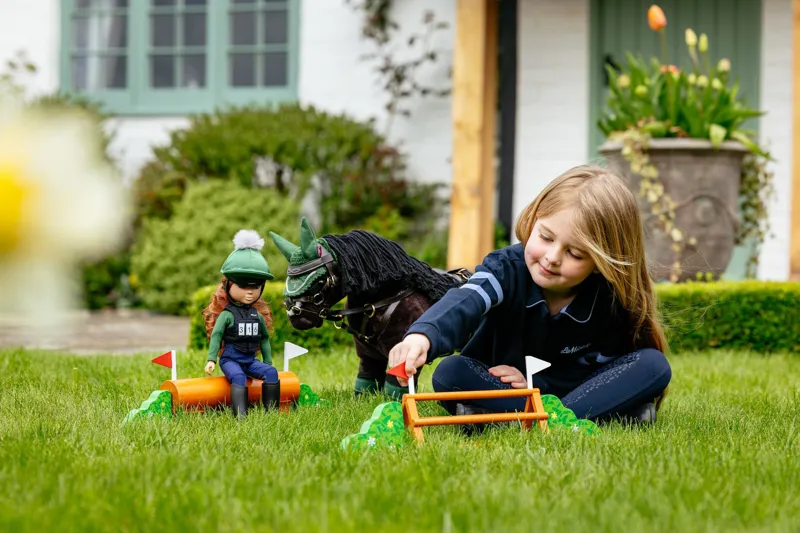 LeMieux Toy Pony XC Jump Set Tiger Trap and Hanging Log