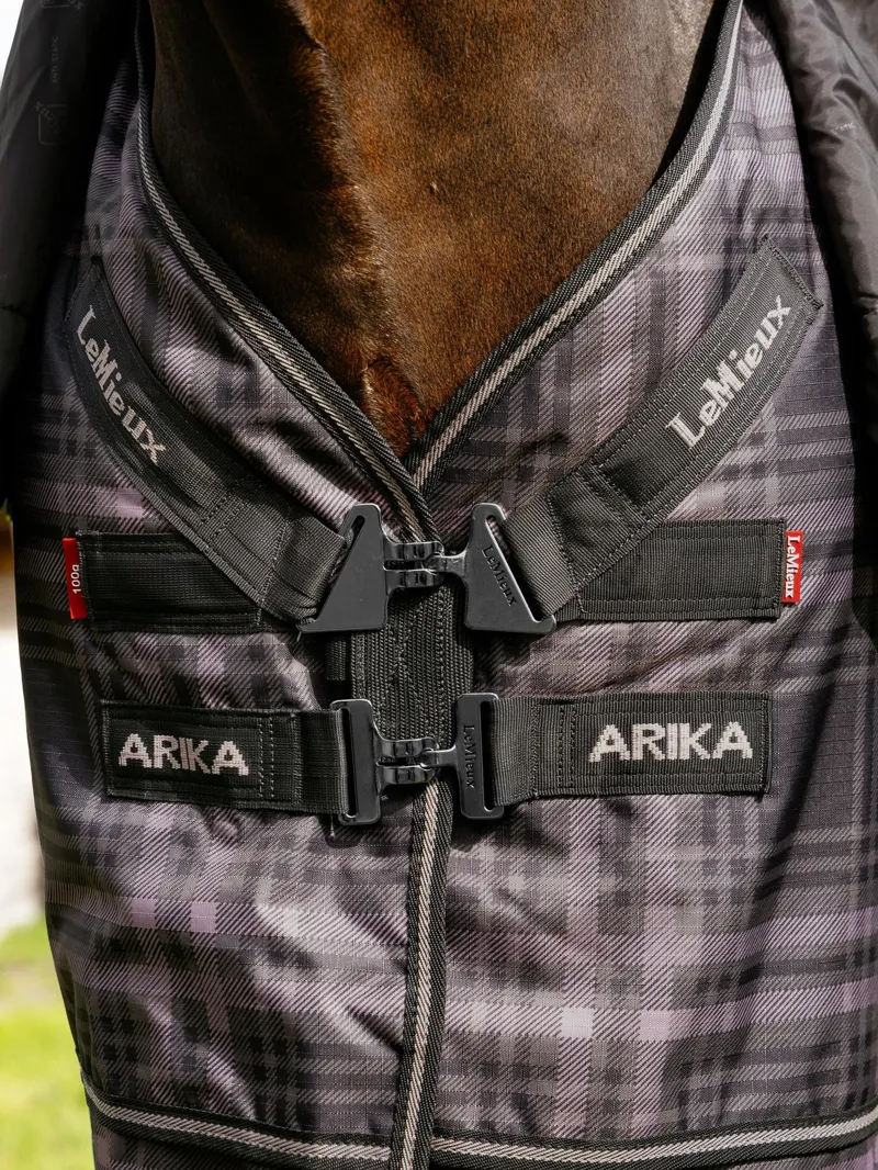 LeMieux Arika Heritage Check Turnout Rug 100g Cocoa-1