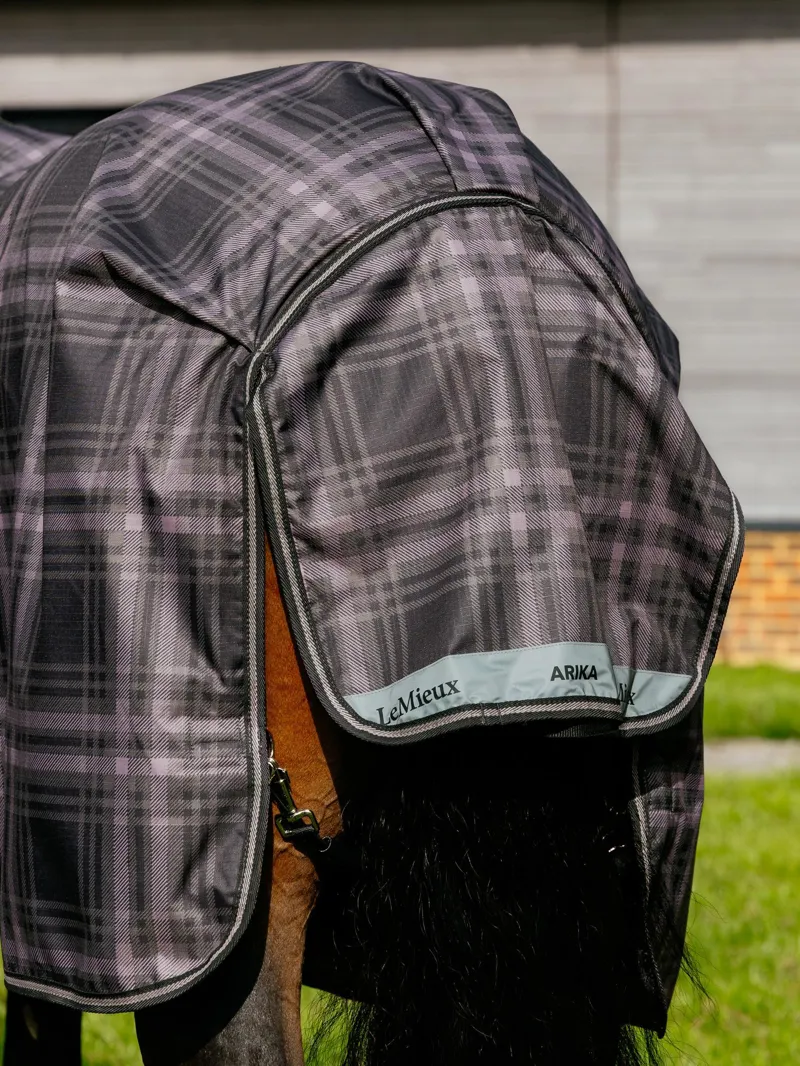 LeMieux Arika Heritage Check Turnout Rug 100g Cocoa-3
