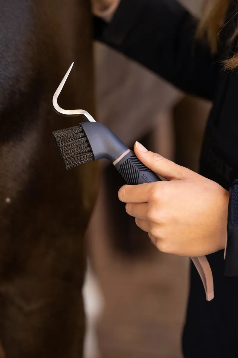 LeMieux Heavy Duty Hoof Pick Navy-1