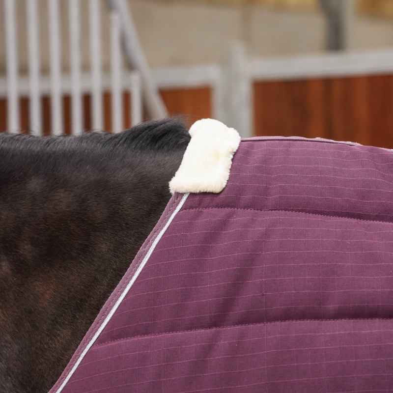 Tempest Original 300g Stable Rug Burgundy-3