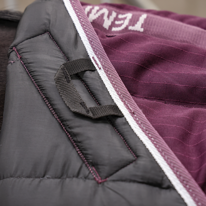 Tempest Original 300g Stable Rug and Neck Set Burgundy-2