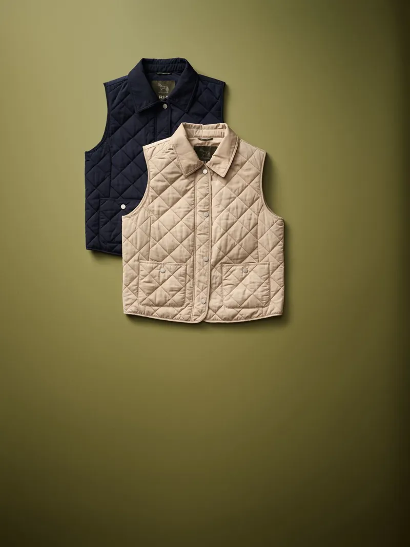 Ariat Womens Woodgate Quilted Gilet in Crockery-5