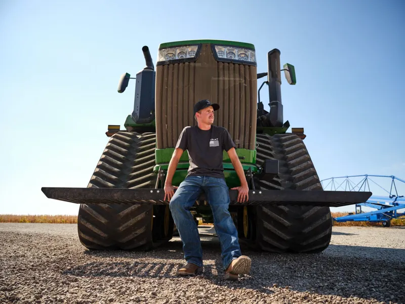 Ariat Mens Freedom Short Sleeve T-Shirt in Charcoal Heather-4