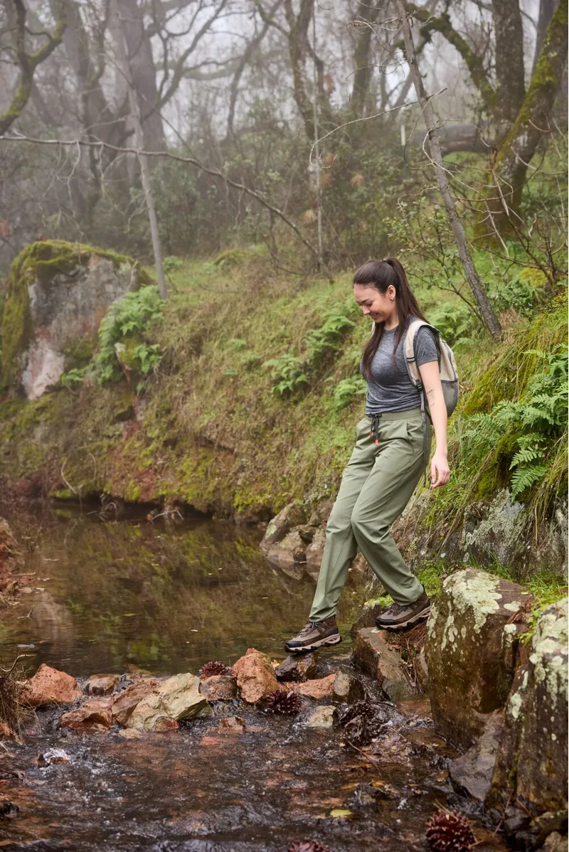 Ariat Womens Traverse Mid Waterproof Hiking Boot in Brown Bark-5