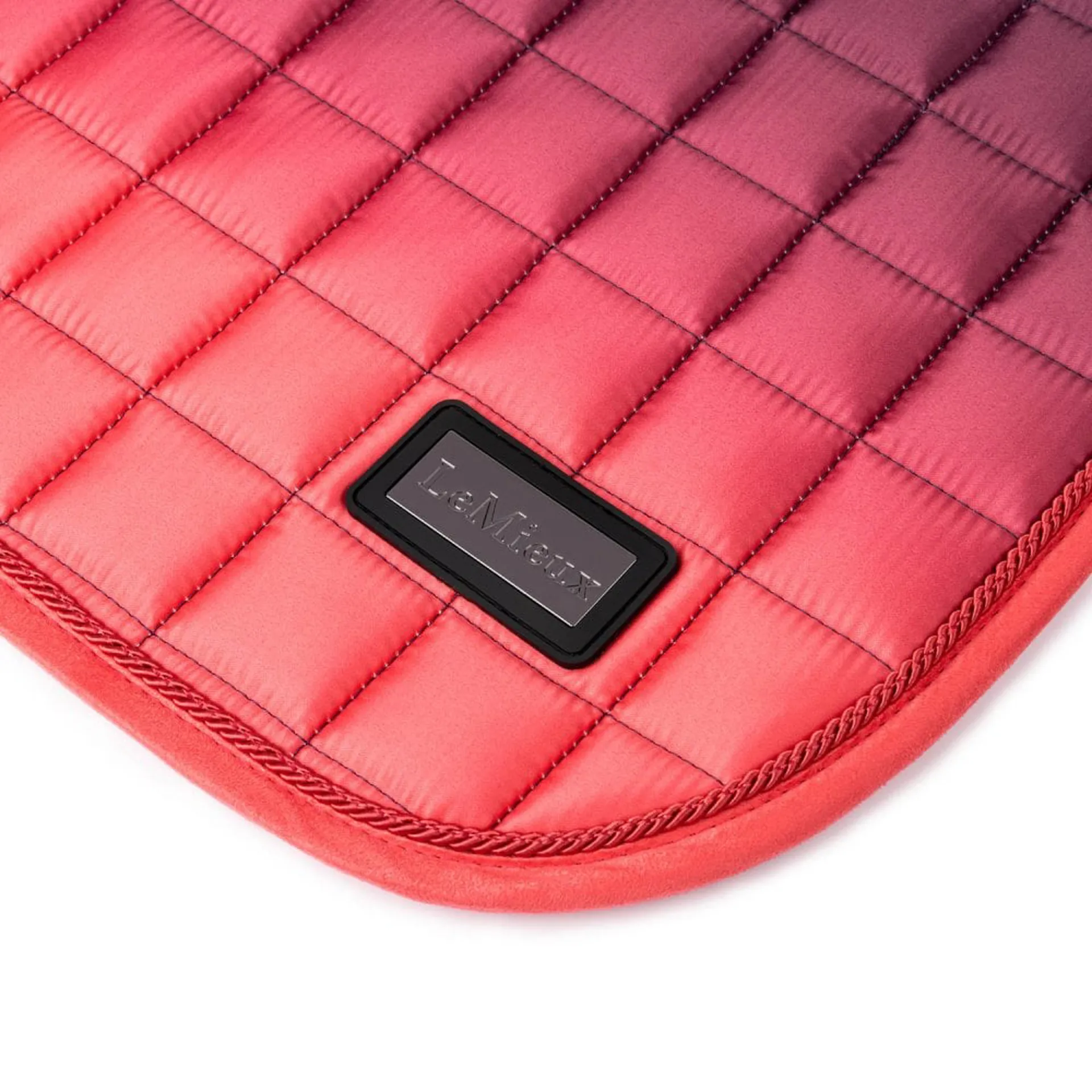 LeMieux Loire Carré de dressage classique en satin Rose française
