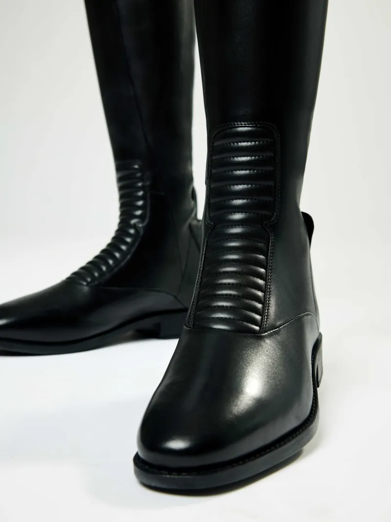 LeMieux Essence Quilted Riding Boot Regular Black-1